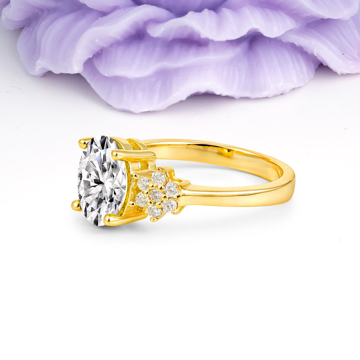 Luxurious Classic 4-Prong Oval Cut Lab Diamond Engagement Ring - Additional view