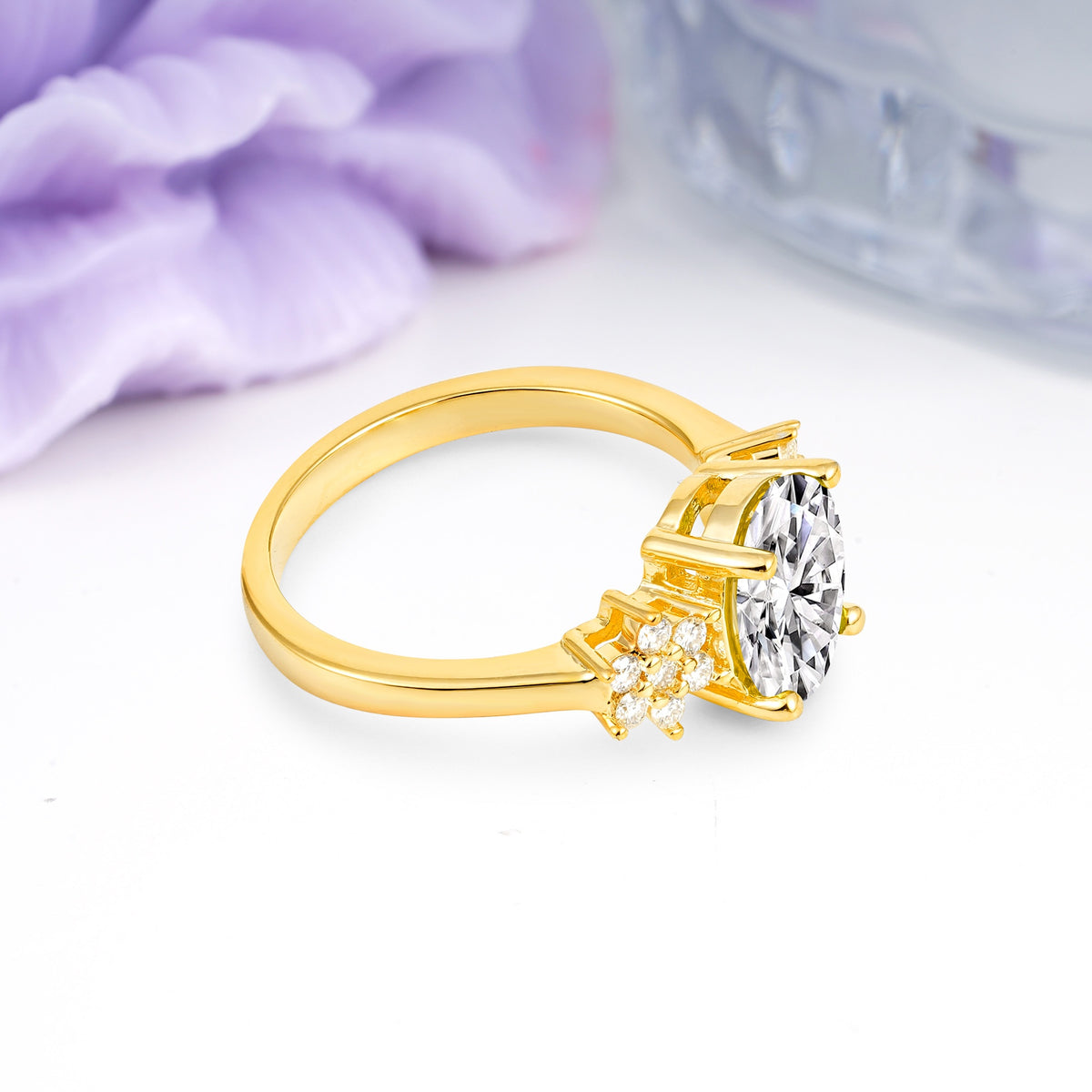 Luxurious Classic 4-Prong Oval Cut Lab Diamond Engagement Ring - Additional view