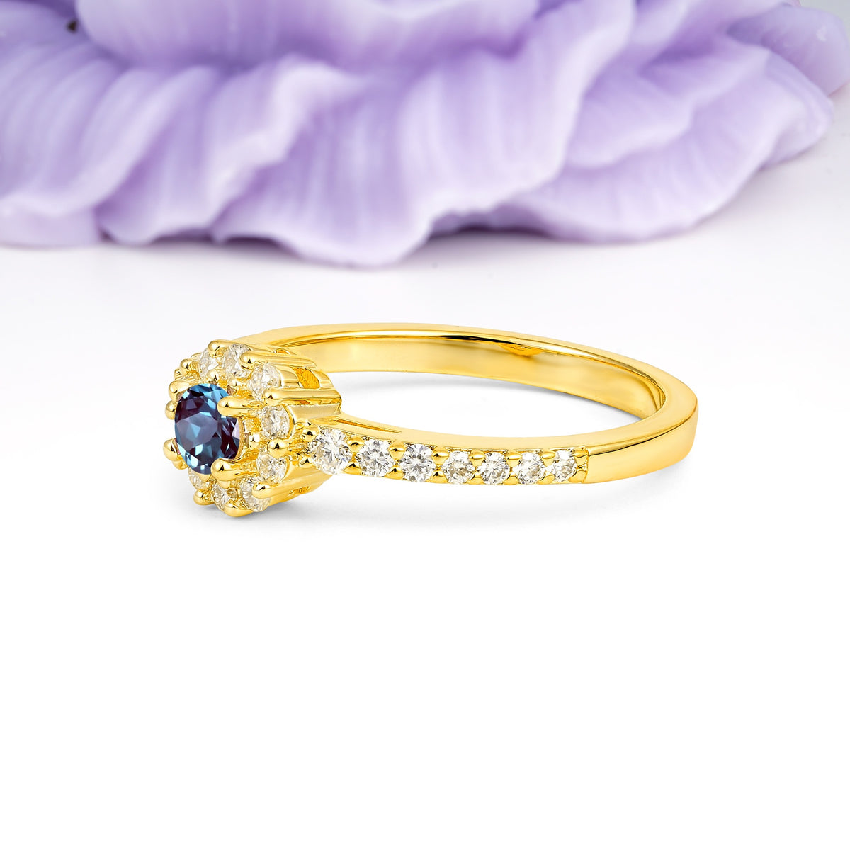 Exquisite Luxury Pavé Set 4 Prong Round Cut Alexandrite Wedding Ring - Additional view