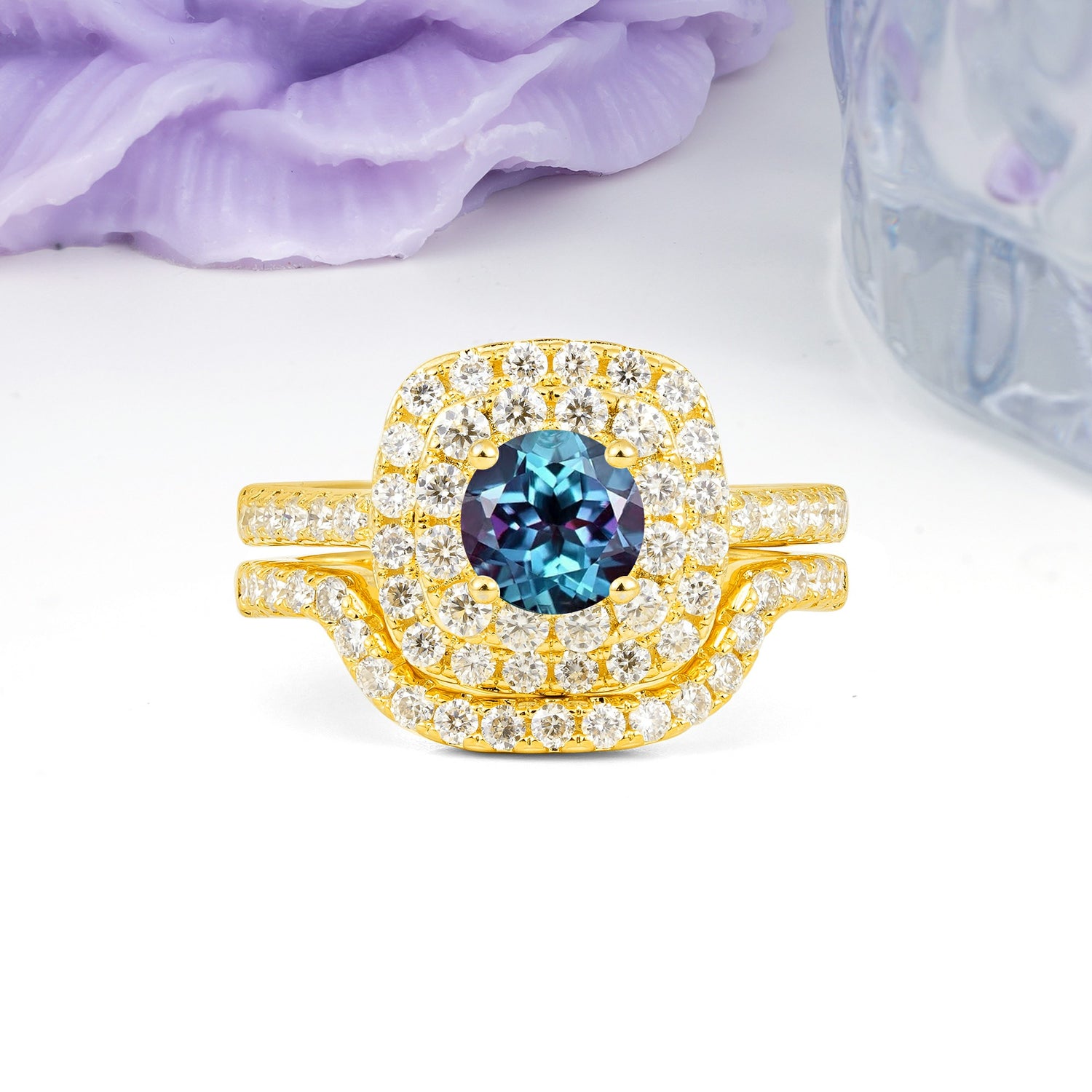Classic Pavé-Set, Luxurious 4-Prong Round Cut Alexandrite Bridal Ring Set