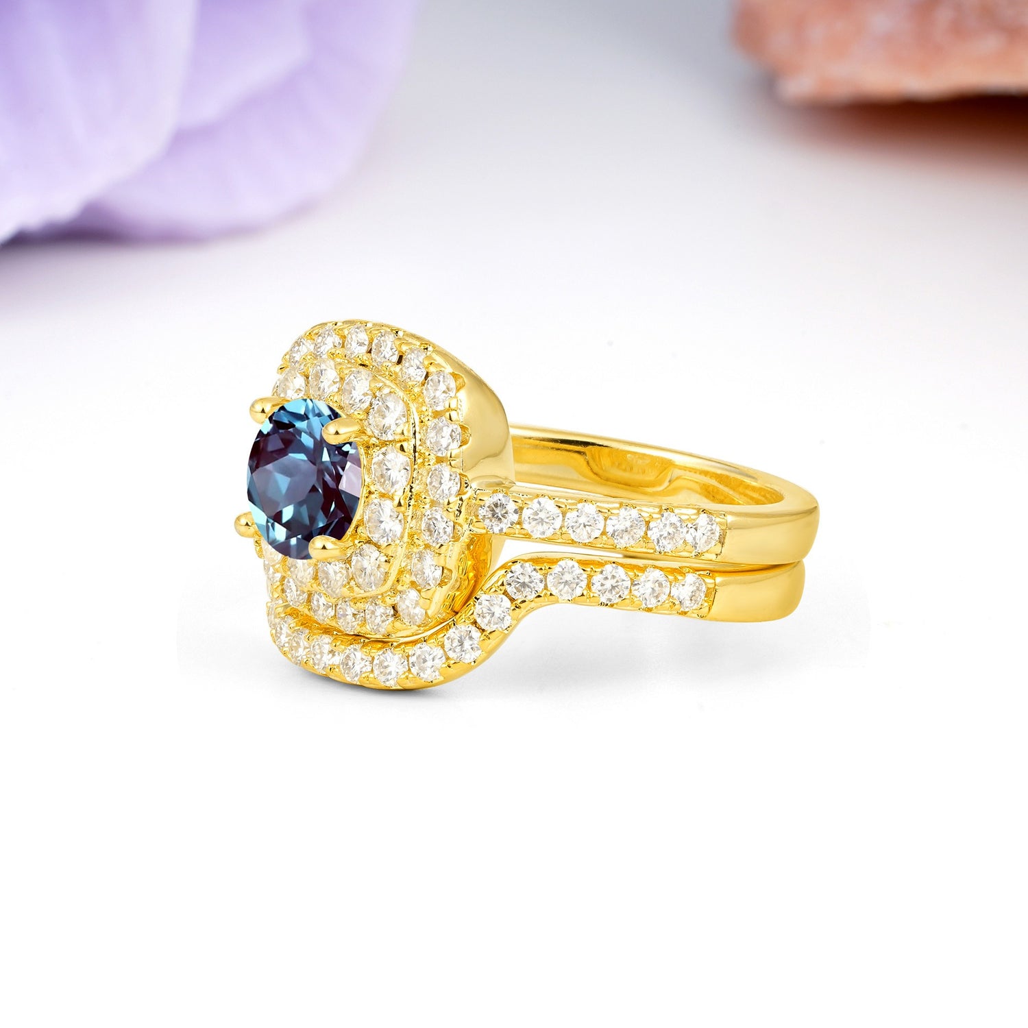 Classic Pavé-Set, Luxurious 4-Prong Round Cut Alexandrite Bridal Ring Set
