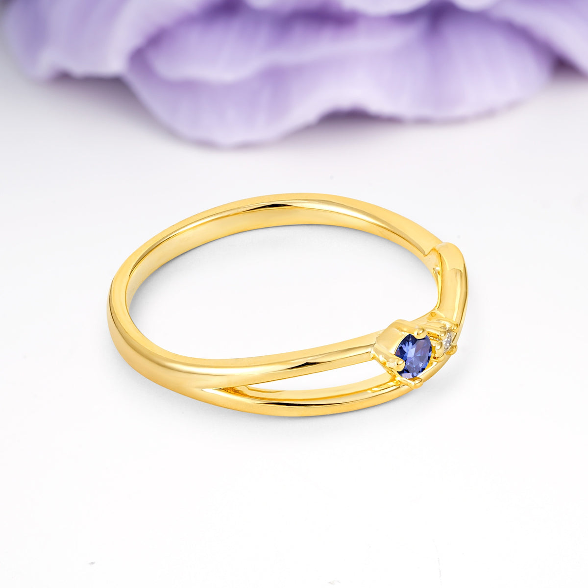 Classic Minimalist Twisted 4 Prong Round Cut Tanzanite Engagement Ring - Additional view