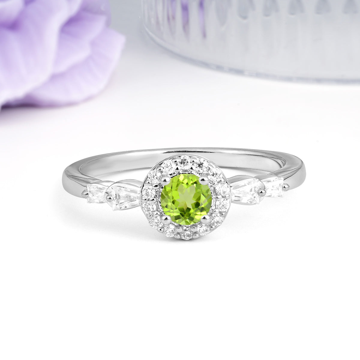 Luxurious & Classic Vintage 4-Prong Round Cut Peridot Engagement Ring - Additional view