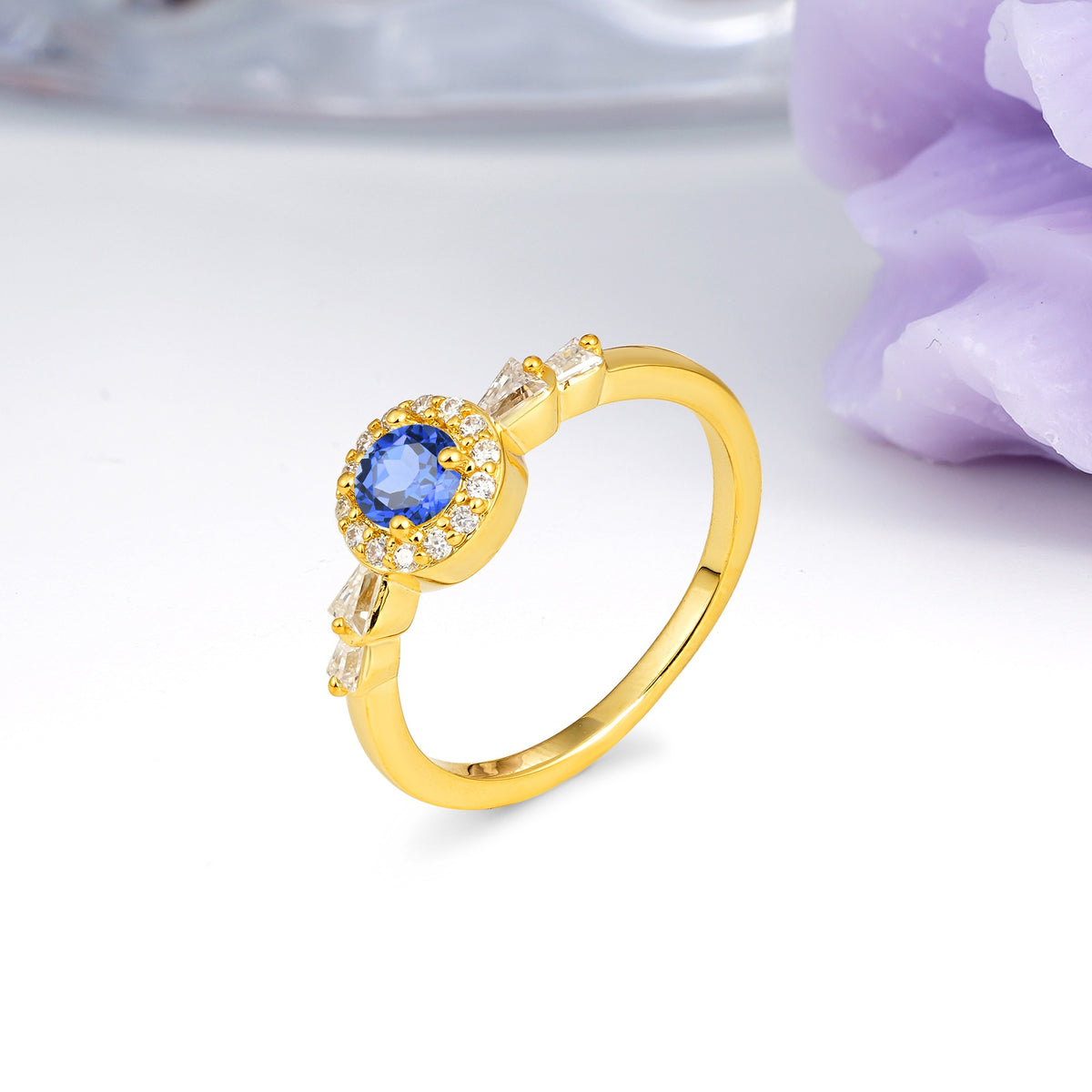 Luxurious & Classic Vintage 4-Prong Round Cut Sapphire Engagement Ring - Additional view