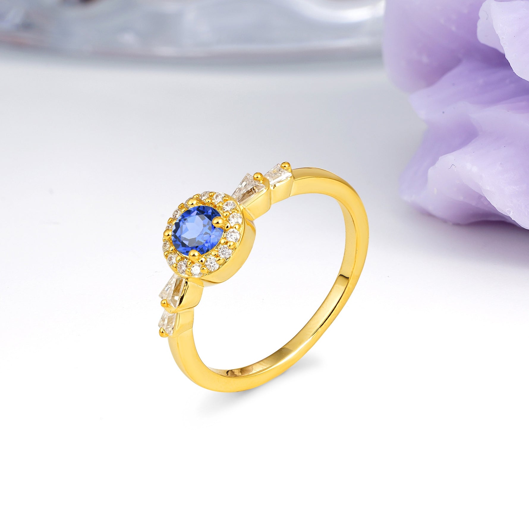 Luxurious & Classic Vintage 4-Prong Round Cut Sapphire Engagement Ring - Additional view