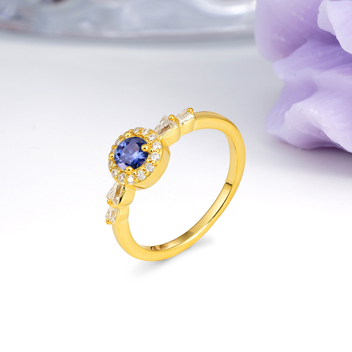 Luxurious & Classic Vintage 4-Prong Round Cut Tanzanite Engagement Ring - Additional view
