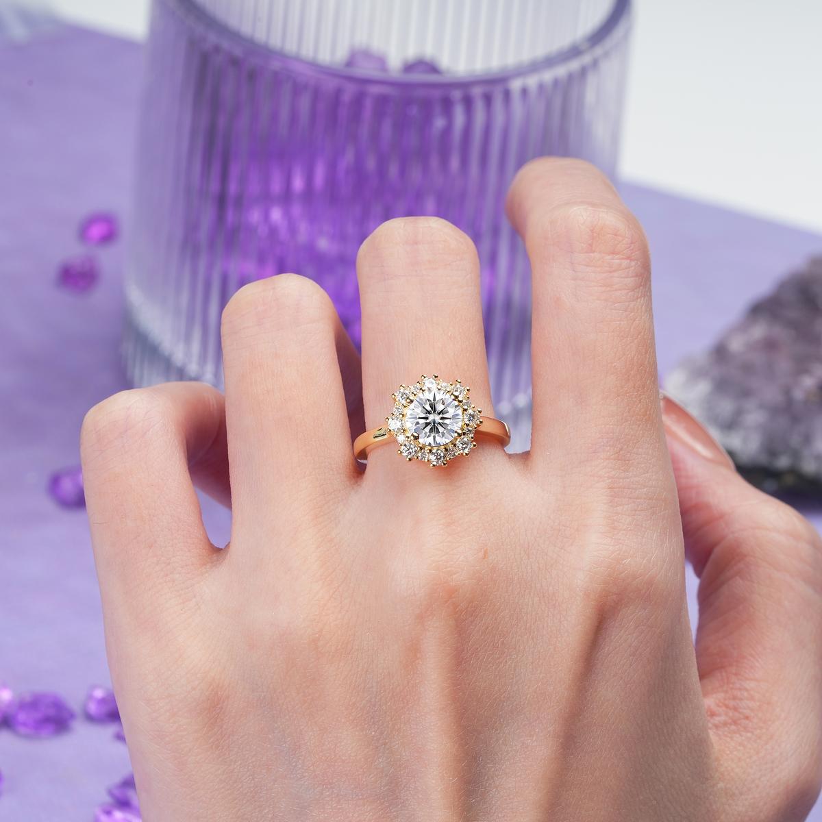 Unique Pavé-Set, Luxurious 4-Prong Round-Cut Lab Diamond Engagement Ring