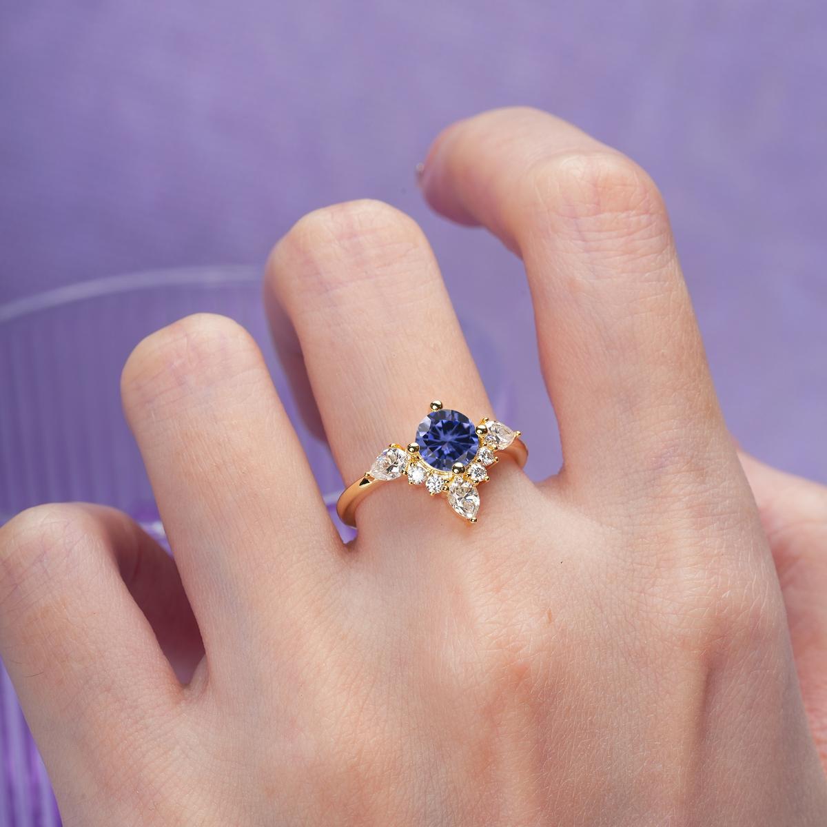 Classic Luxury Crown 4-Prong Round-Cut Tanzanite Engagement Ring
