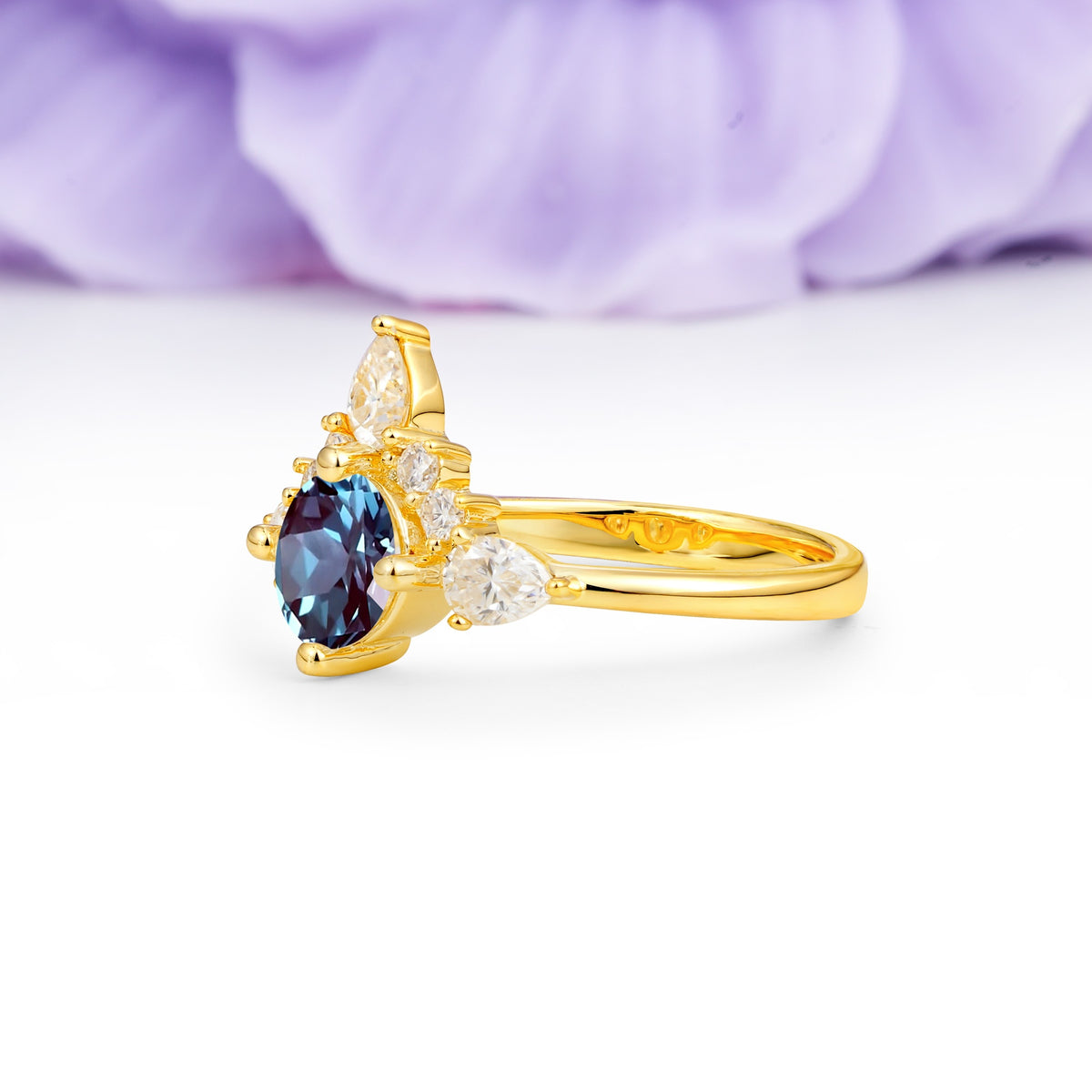 Classic Luxury Crown 4-Prong Round-Cut Alexandrite Engagement Ring - Additional view