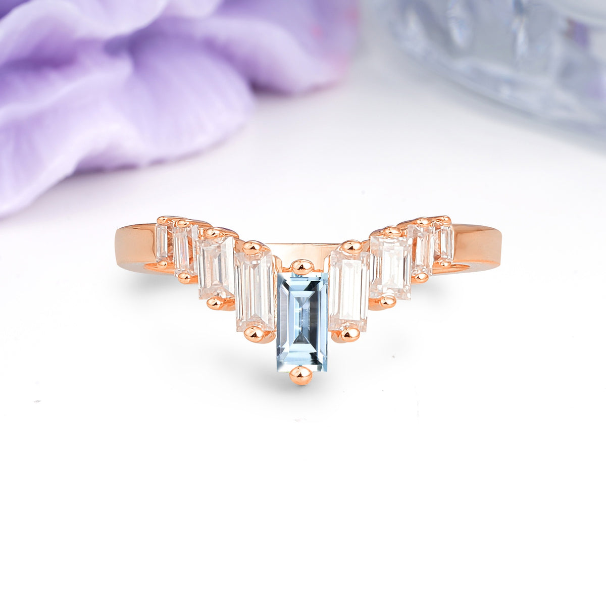 Elegant Soft Mountain Peak V Shape Graduated Emerald Cut Aquamarine Wedding Ring - Additional view