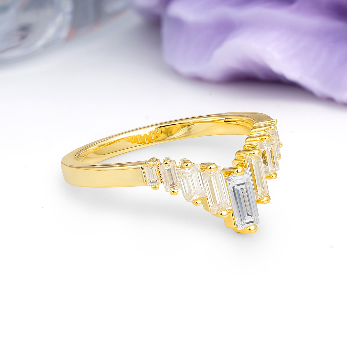 Elegant Soft Mountain Peak V Shape Graduated Emerald Cut Moissanite Wedding Ring - Additional view
