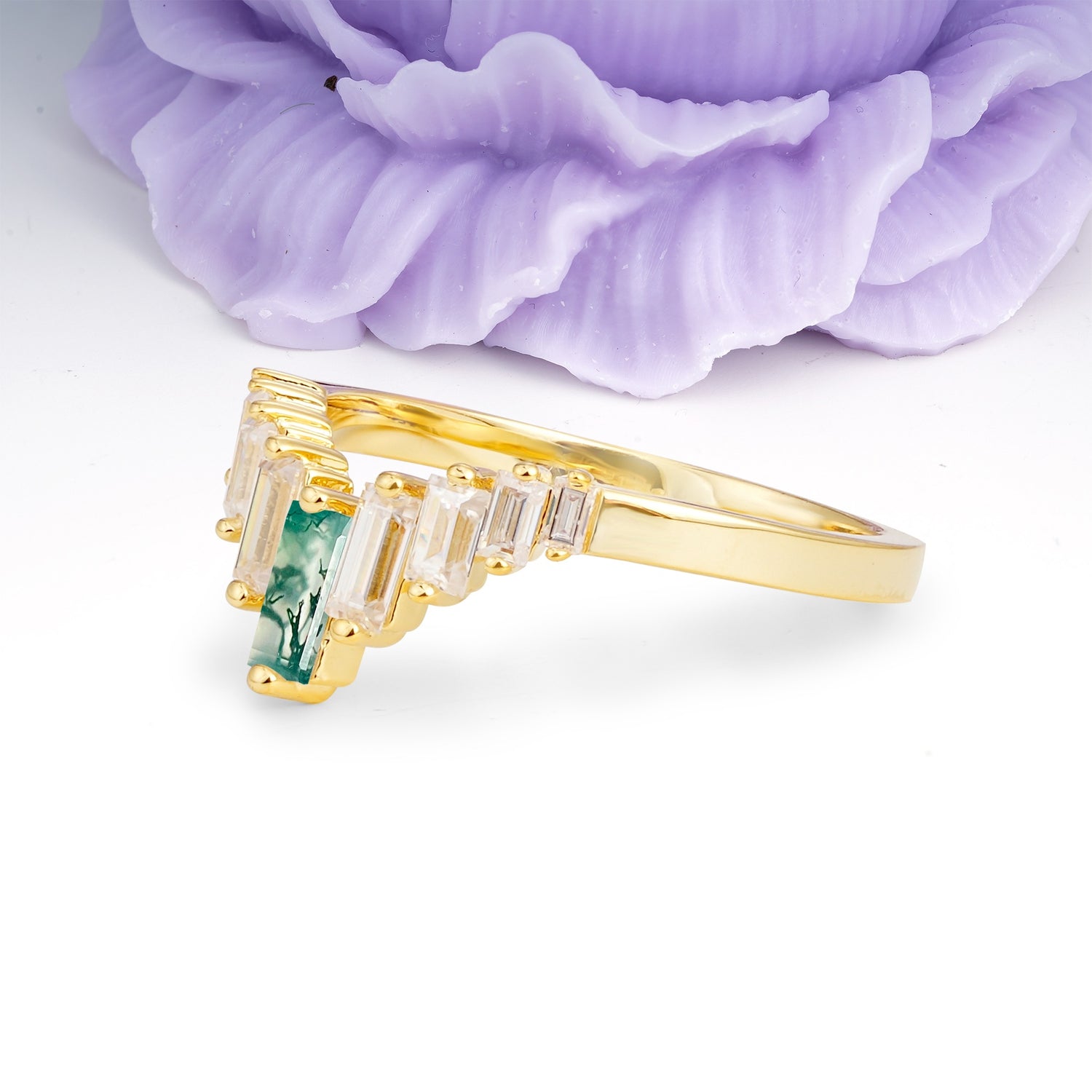 Elegant Soft Mountain Peak V Shape Graduated Emerald Cut Moss Agate Wedding Ring - Additional view
