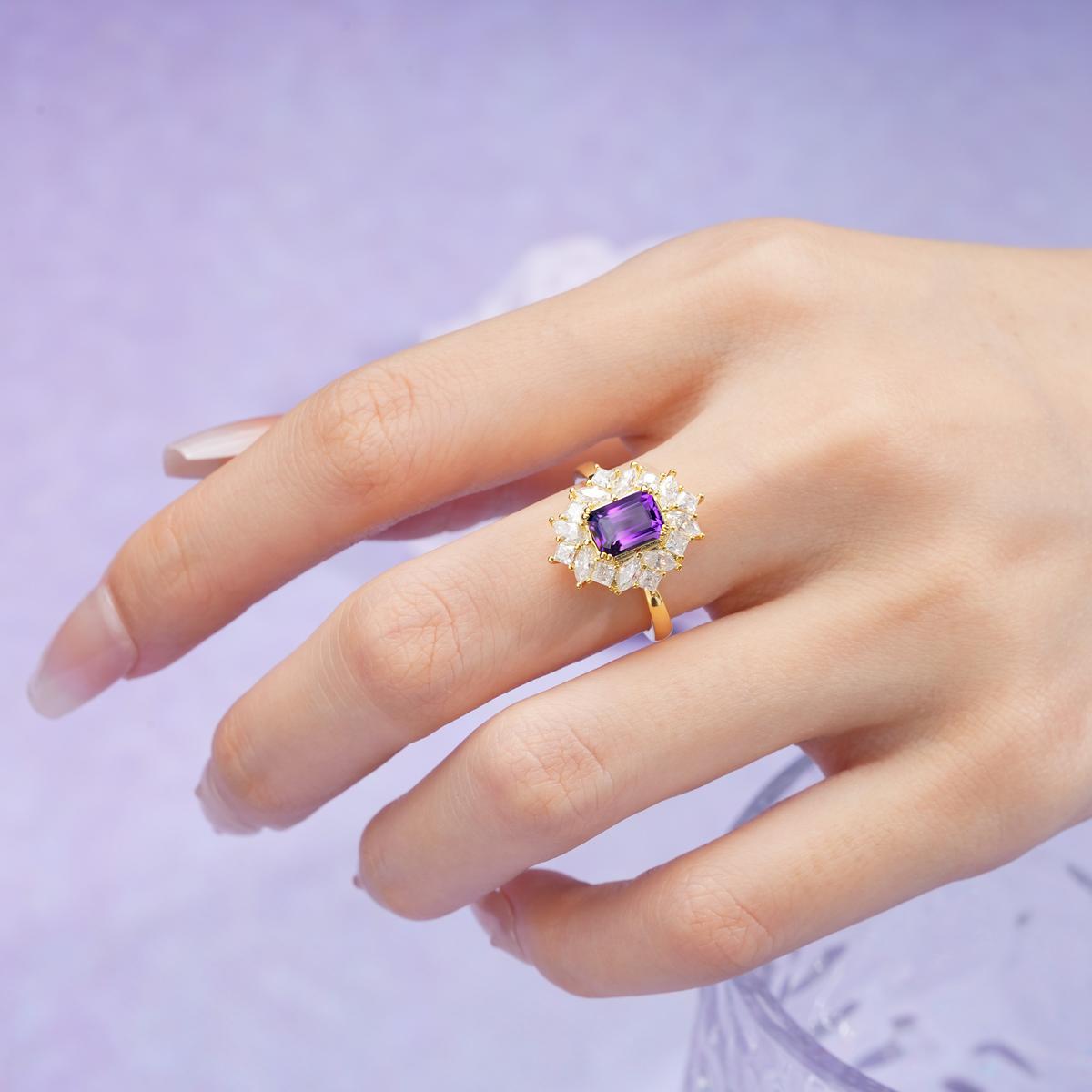 Unique & Classic 4-Prong Emerald Cut Amethyst Engagement Ring