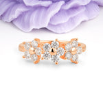Luxurious Flower-Shaped Round-Cut Moissanite Wedding Ring - Additional view