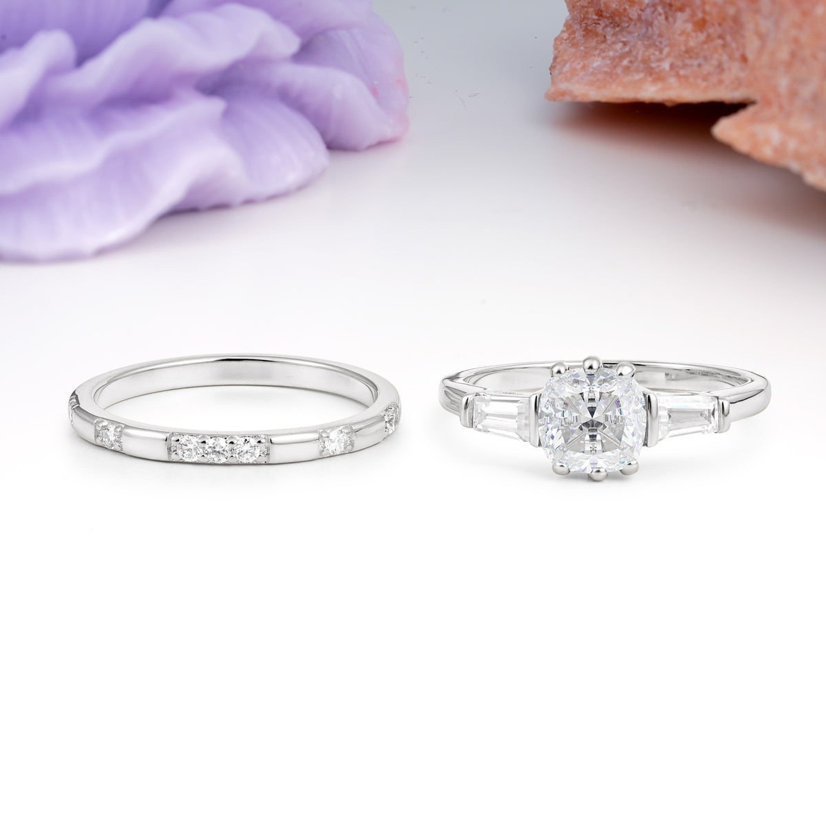 Luxurious & Minimalist 6-Prong Princess-Cut Moissanite Bridal Ring Set - Additional view