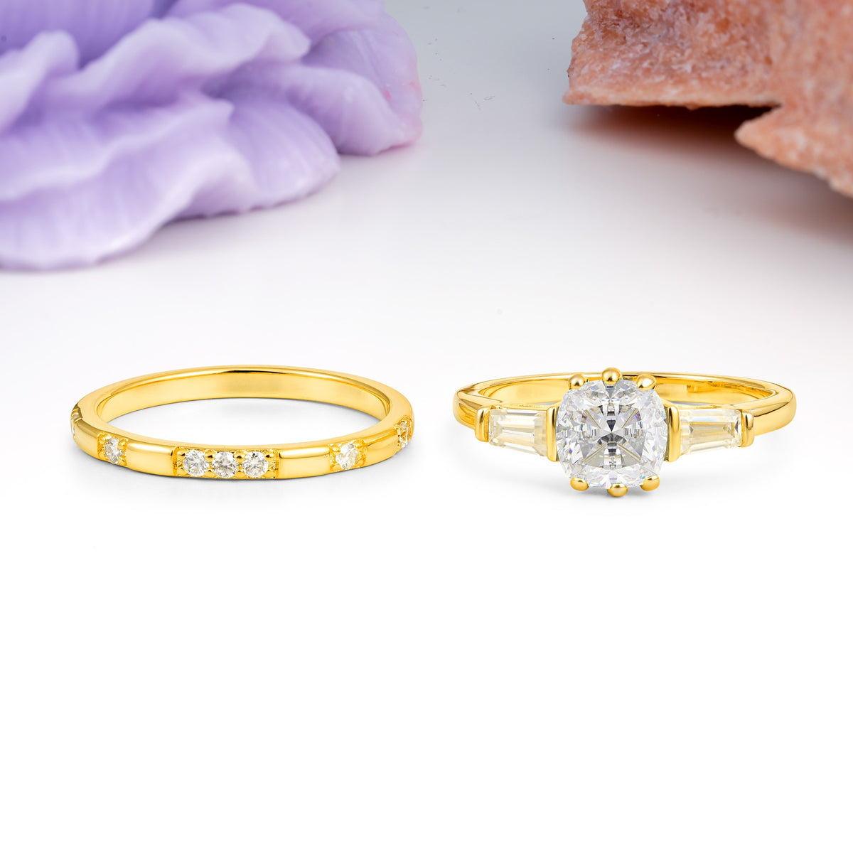 Luxurious & Minimalist 6-Prong Princess-Cut Moissanite Bridal Ring Set - Additional view