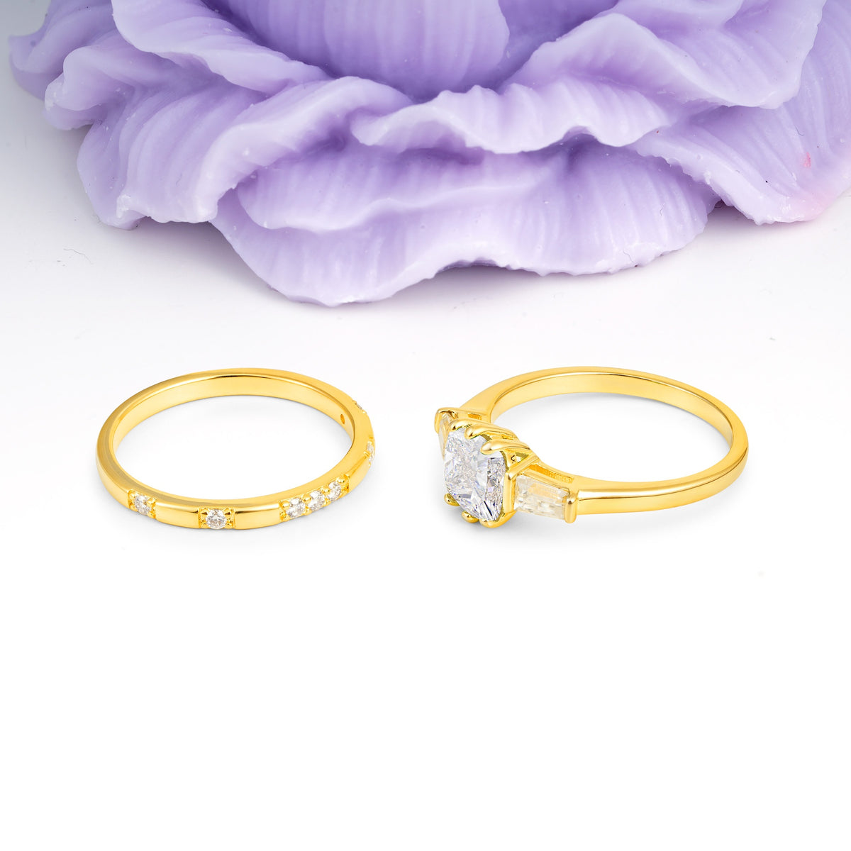 Luxurious & Minimalist 6-Prong Princess-Cut Moissanite Bridal Ring Set - Additional view