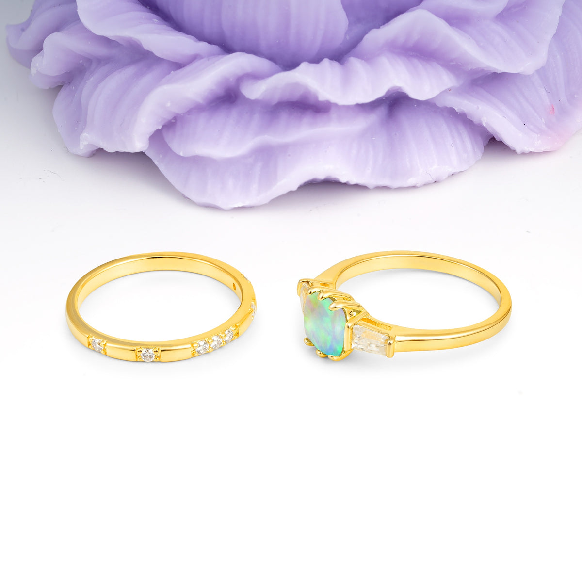 Luxurious & Minimalist 6-Prong Princess-Cut Fire Opal Bridal Ring Set - Additional view