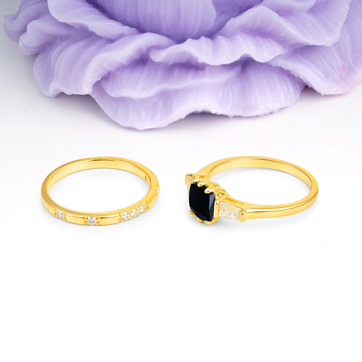 Luxurious & Minimalist 6-Prong Princess-Cut Black Onyx Bridal Ring Set - Additional view