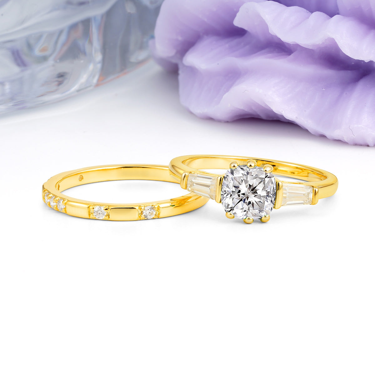 Luxurious & Minimalist 6-Prong Princess-Cut Lab Diamond Bridal Ring Set - Additional view