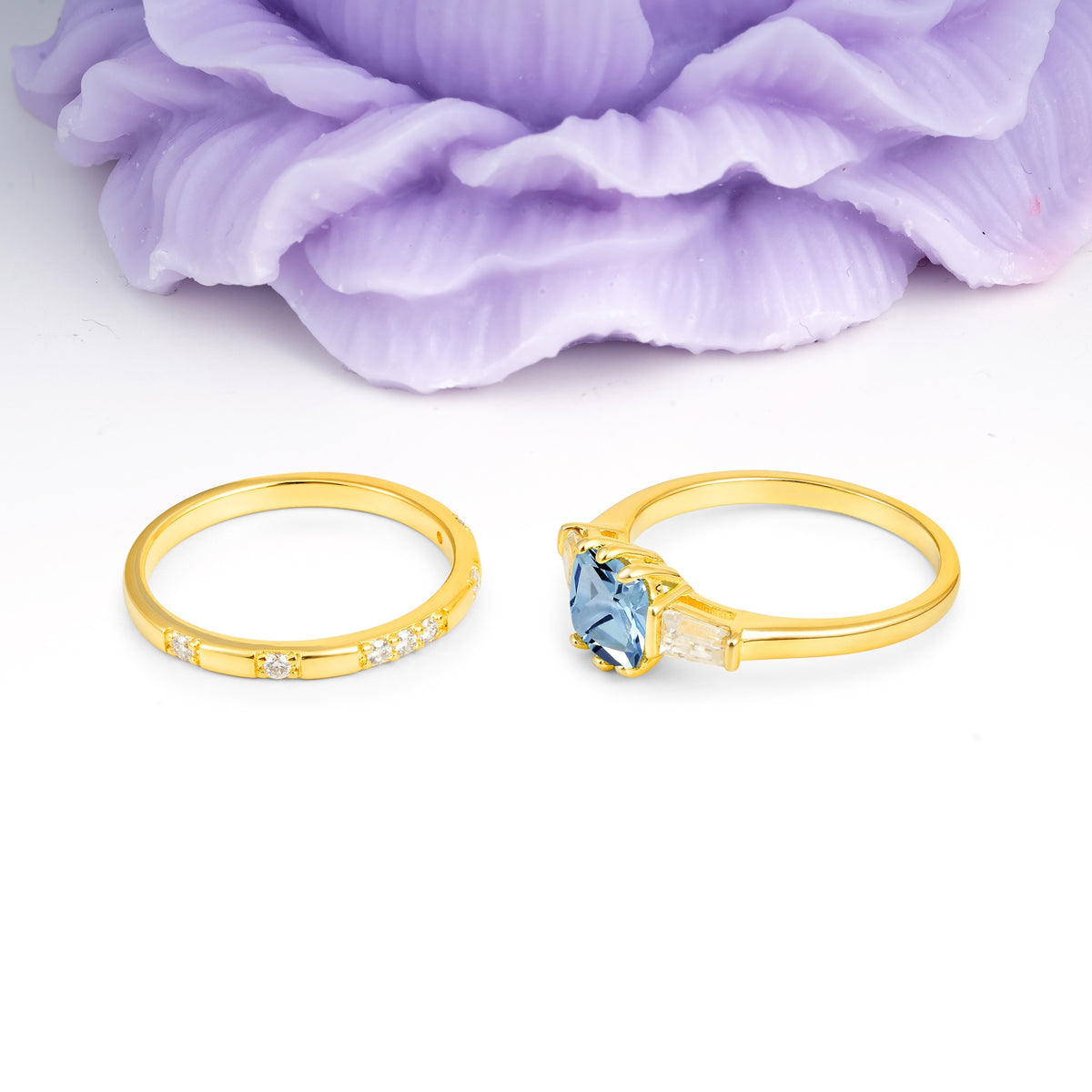 Luxurious & Minimalist 6-Prong Princess-Cut Aquamarine Bridal Ring Set - Additional view