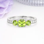 Luxurious And Unique 4 Prong Princess Cut Peridot Engagement Ring - Additional view