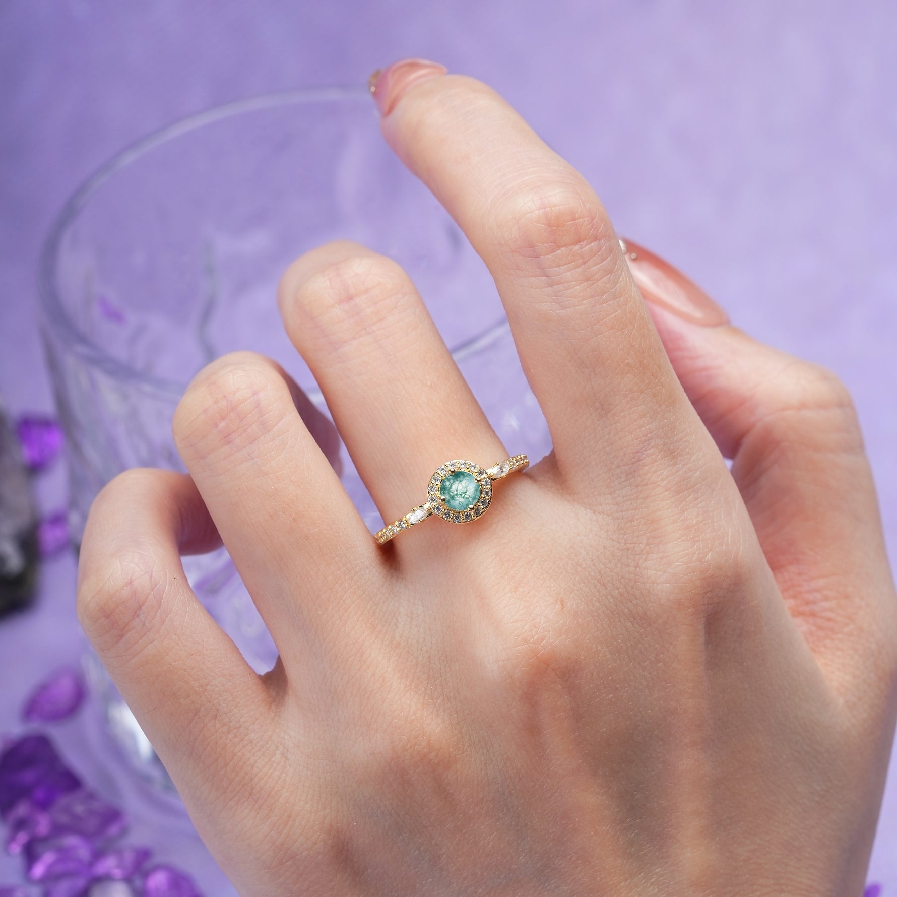 Distinctive Pavé Set 4 Prong Round Cut Moss Agate Wedding Ring - Additional view