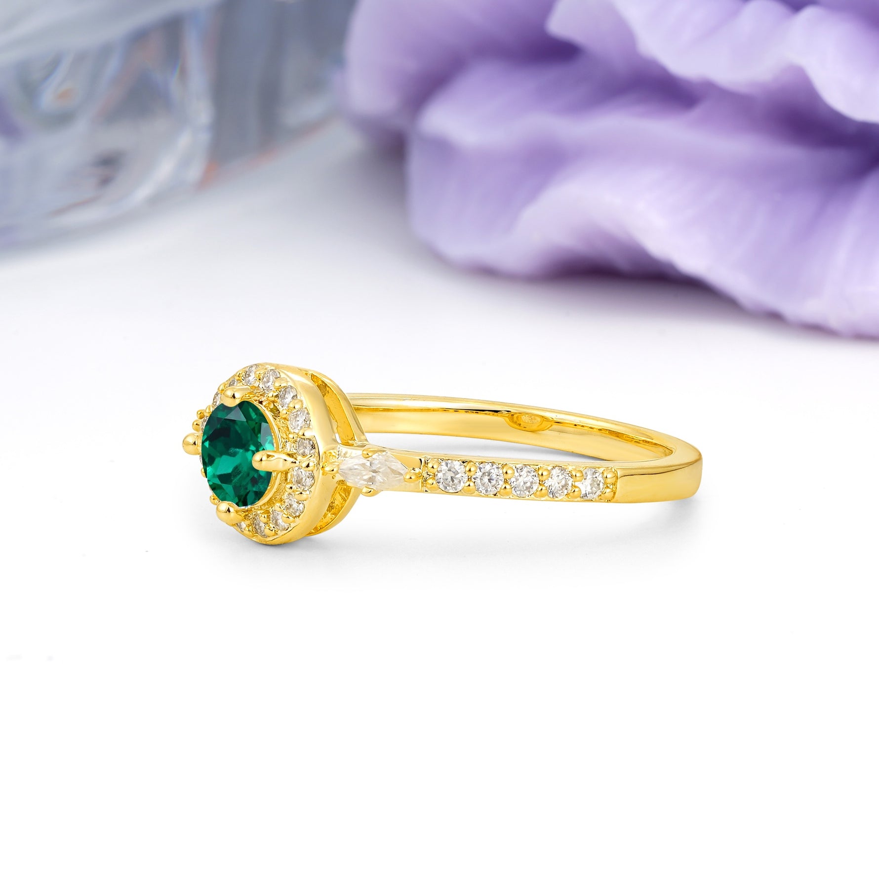 Distinctive Pavé Set 4 Prong Round Cut Emerald Wedding Ring - Additional view