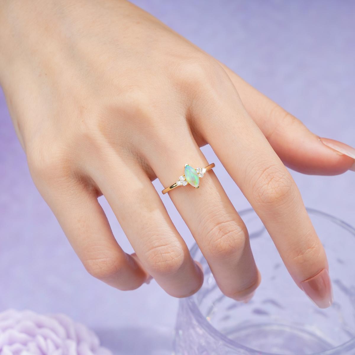 Luxurious Classic 2-Prong Marquise Cut Fire Opal Engagement Ring