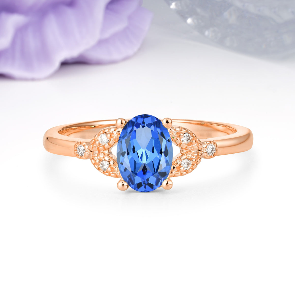 Luxurious 4-Prong Oval Cut Sapphire Engagement Ring - Additional view