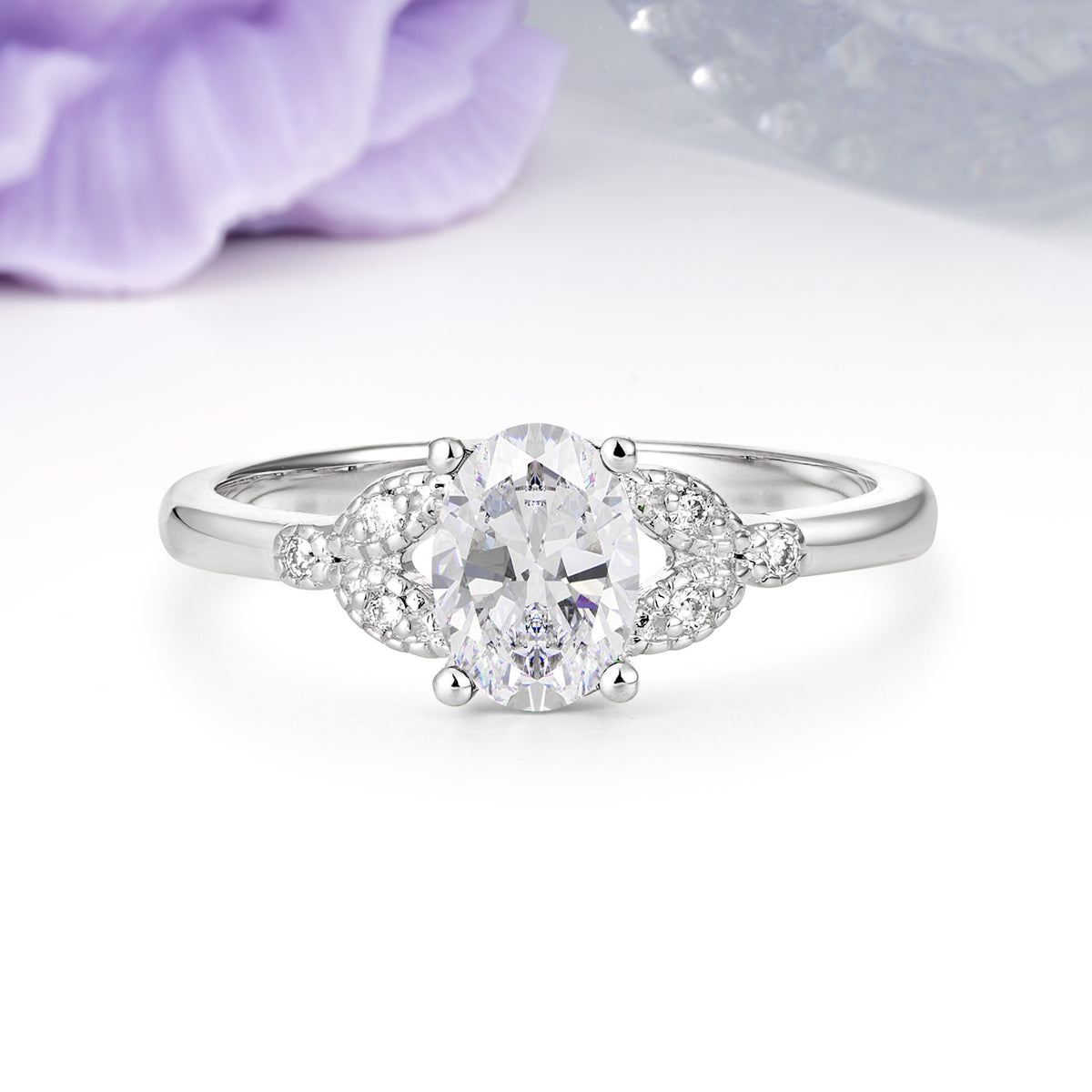 Luxurious 4-Prong Oval Cut Moissanite Engagement Ring - Additional view