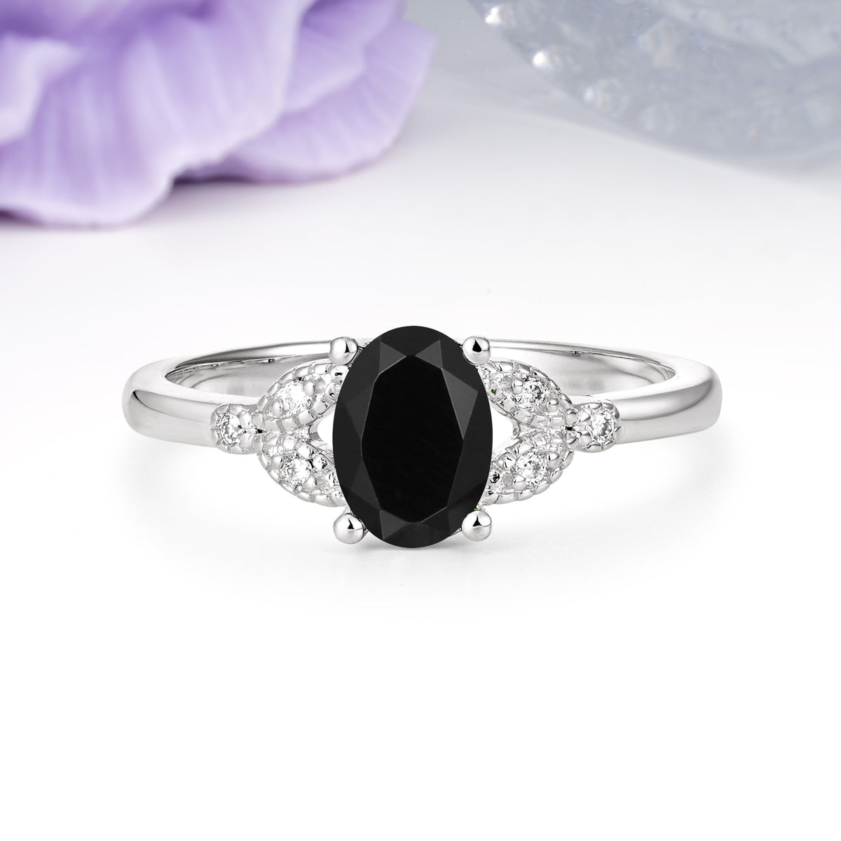 Luxurious 4-Prong Oval Cut Black Onyx Engagement Ring - Additional view