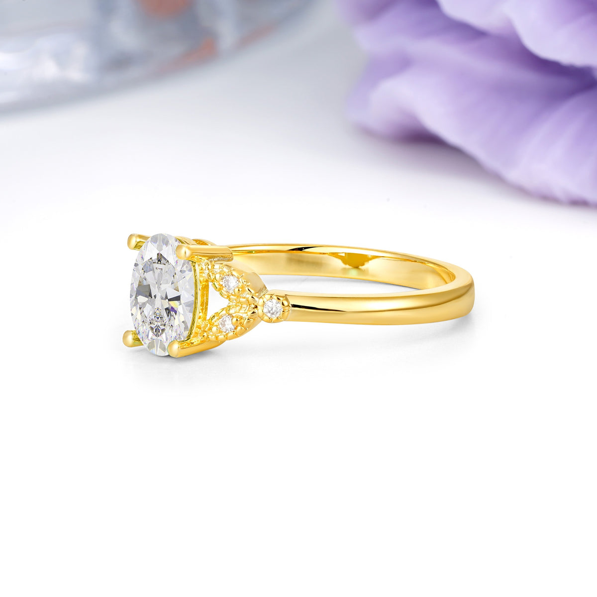 Luxurious 4-Prong Oval Cut Moissanite Engagement Ring - Additional view