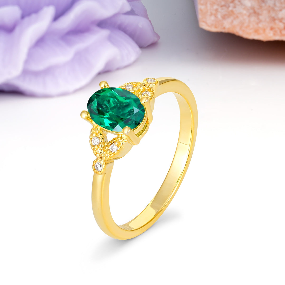 Luxurious 4-Prong Oval Cut Emerald Engagement Ring - Additional view