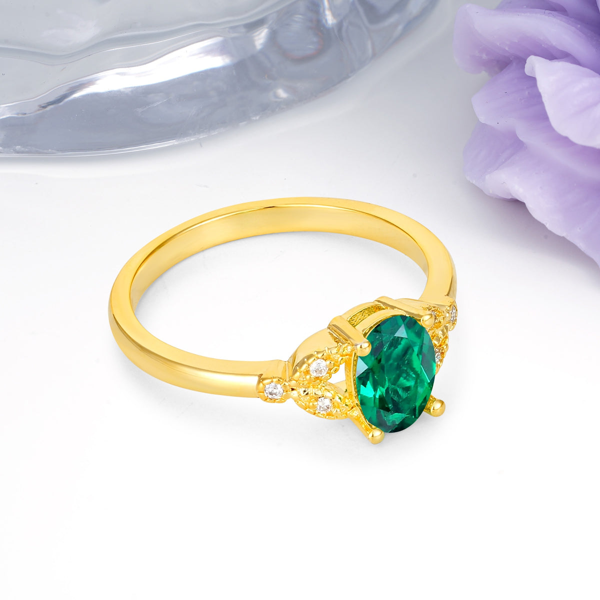 Luxurious 4-Prong Oval Cut Emerald Engagement Ring - Additional view