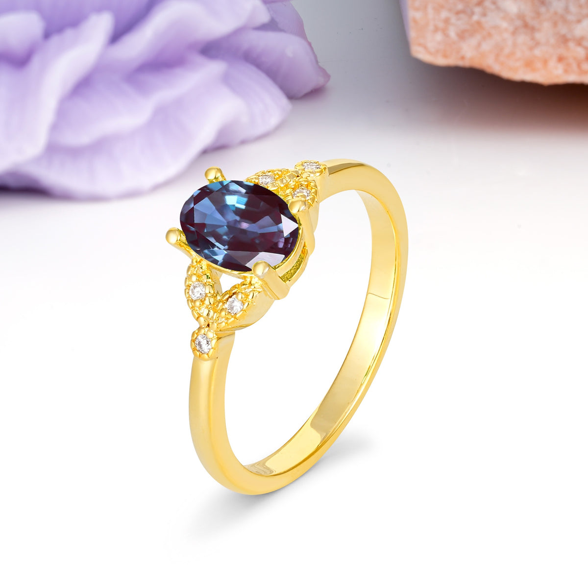 Luxurious 4-Prong Oval Cut Alexandrite Engagement Ring - Additional view