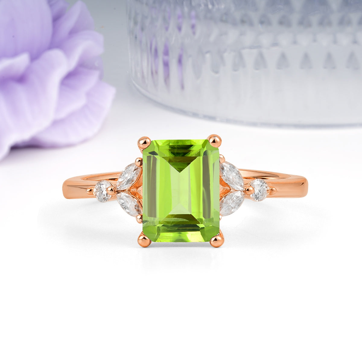 Vintage Classic 4-Prong Emerald Cut Peridot Engagement Ring - Additional view