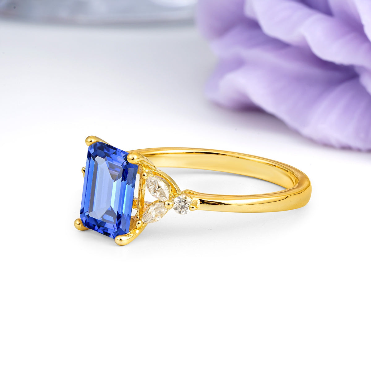 Vintage Classic 4-Prong Emerald Cut Sapphire Engagement Ring - Additional view