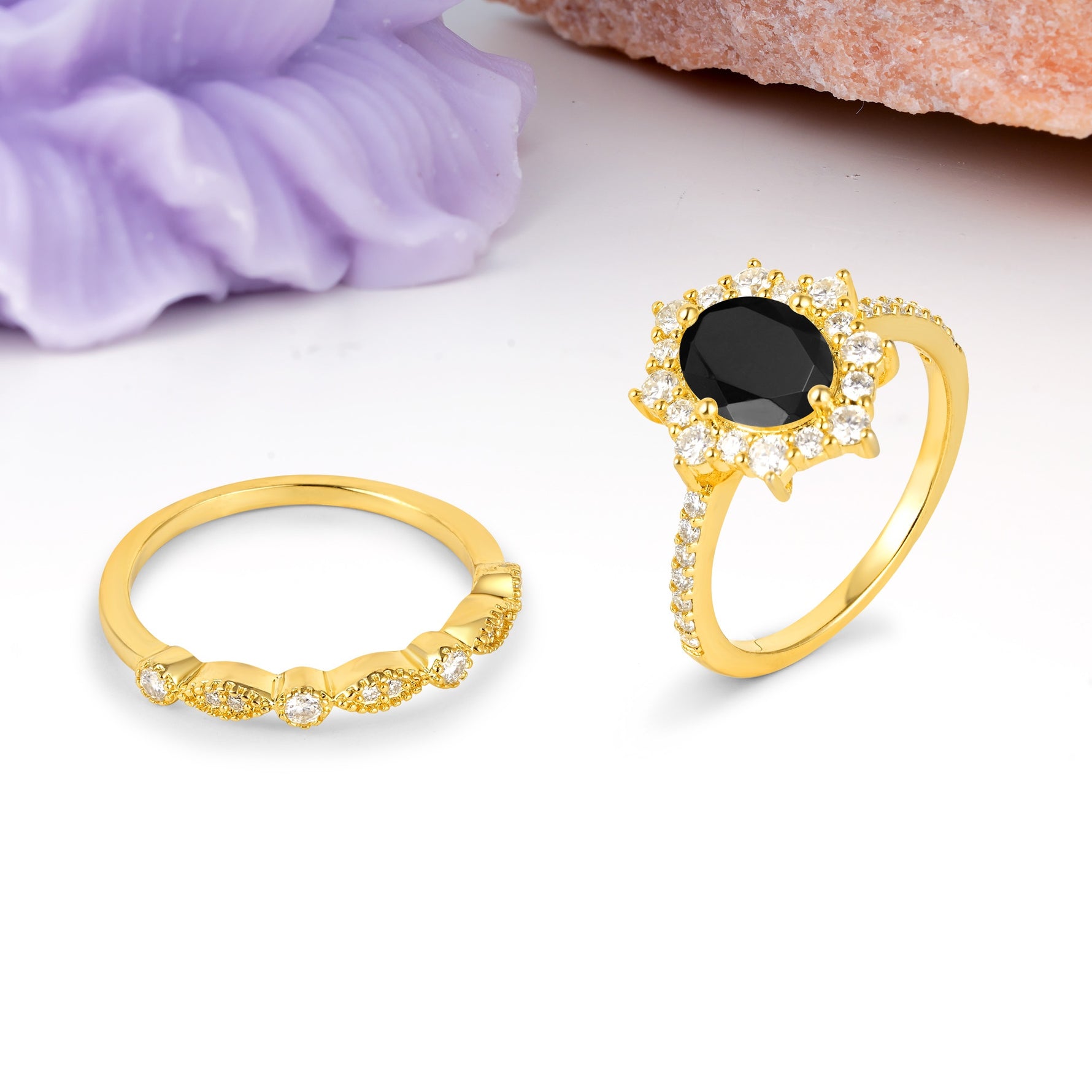 Minimal Polished Inner Band Two In One Oval Cut Halo Vintage Lace Stackable Black Onyx Bridal ring set - White-Gold