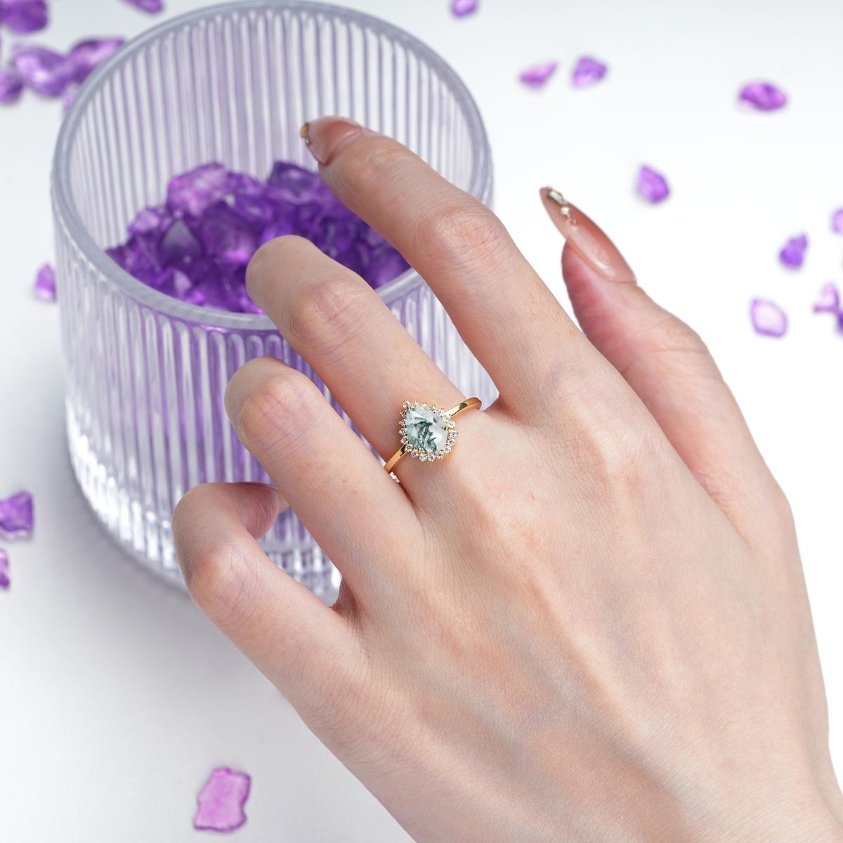 Classic Vintage 3-Prong Pear Cut Moss Agate Engagement Ring