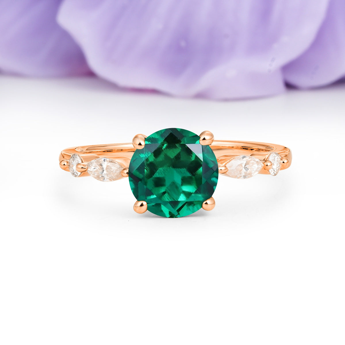 Classic Retro Luxury 4-Prong Round Cut Emerald Engagement Ring - Additional view