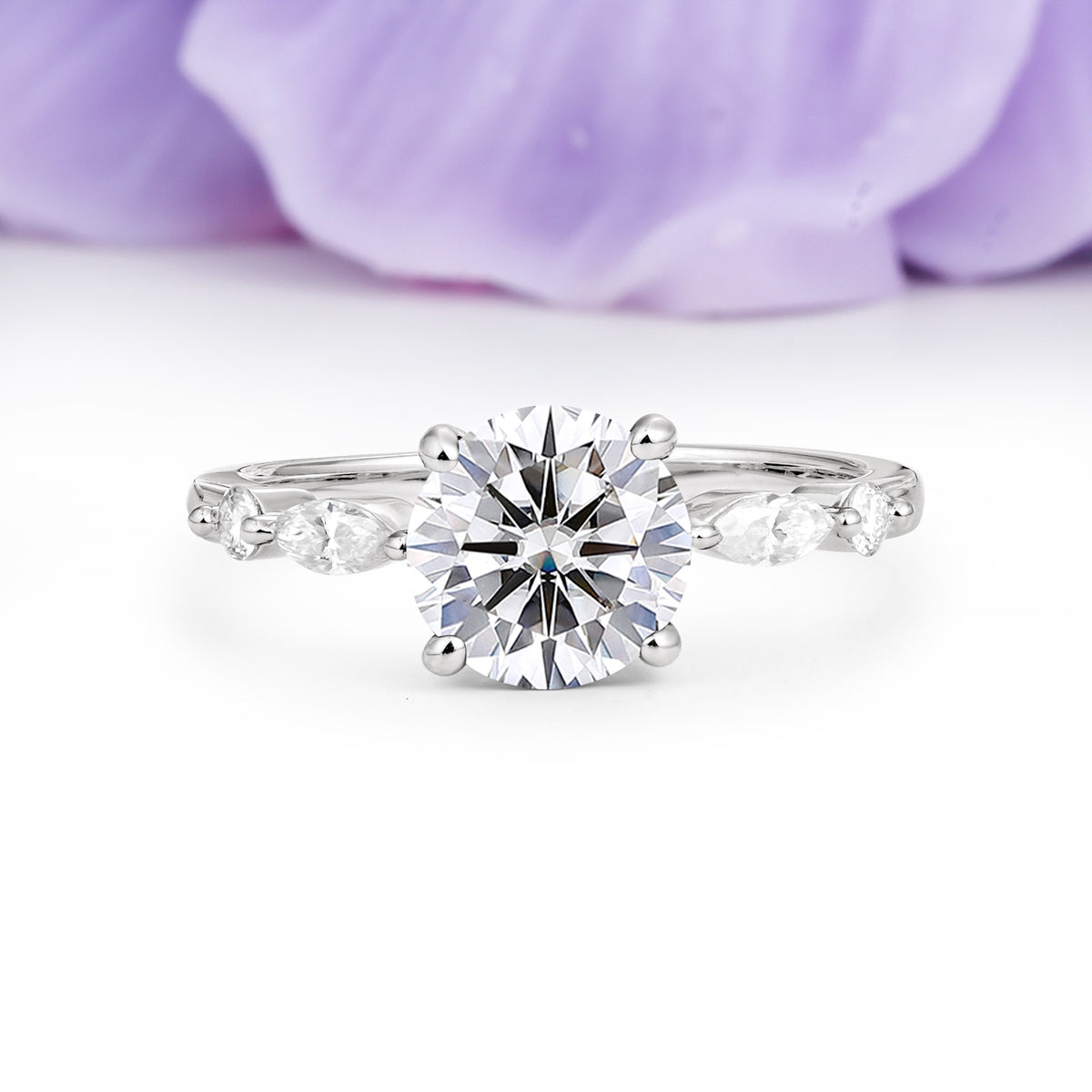 Classic Retro Luxury 4-Prong Round Cut Lab Diamond Engagement Ring - Additional view