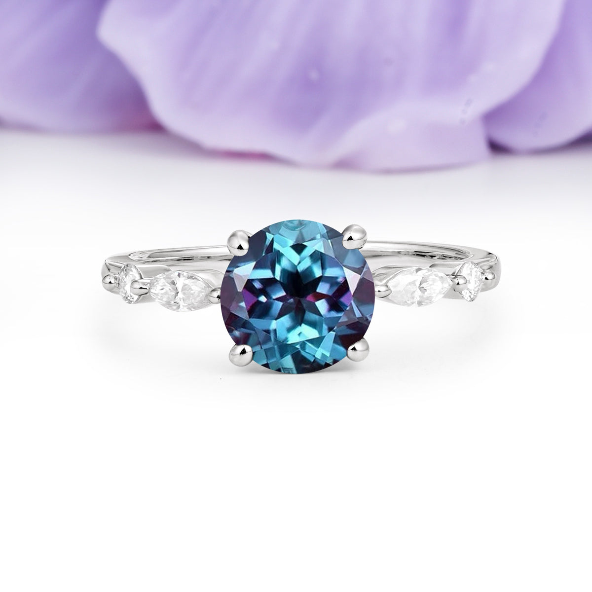 Classic Retro Luxury 4-Prong Round Cut Alexandrite Engagement Ring - Additional view