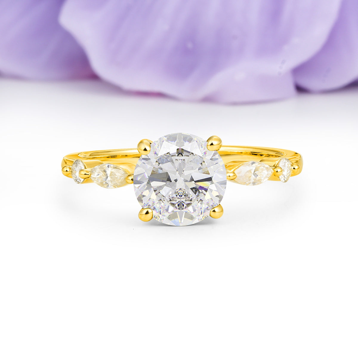 Classic Retro Luxury 4-Prong Round Cut Moissanite Engagement Ring - Additional view