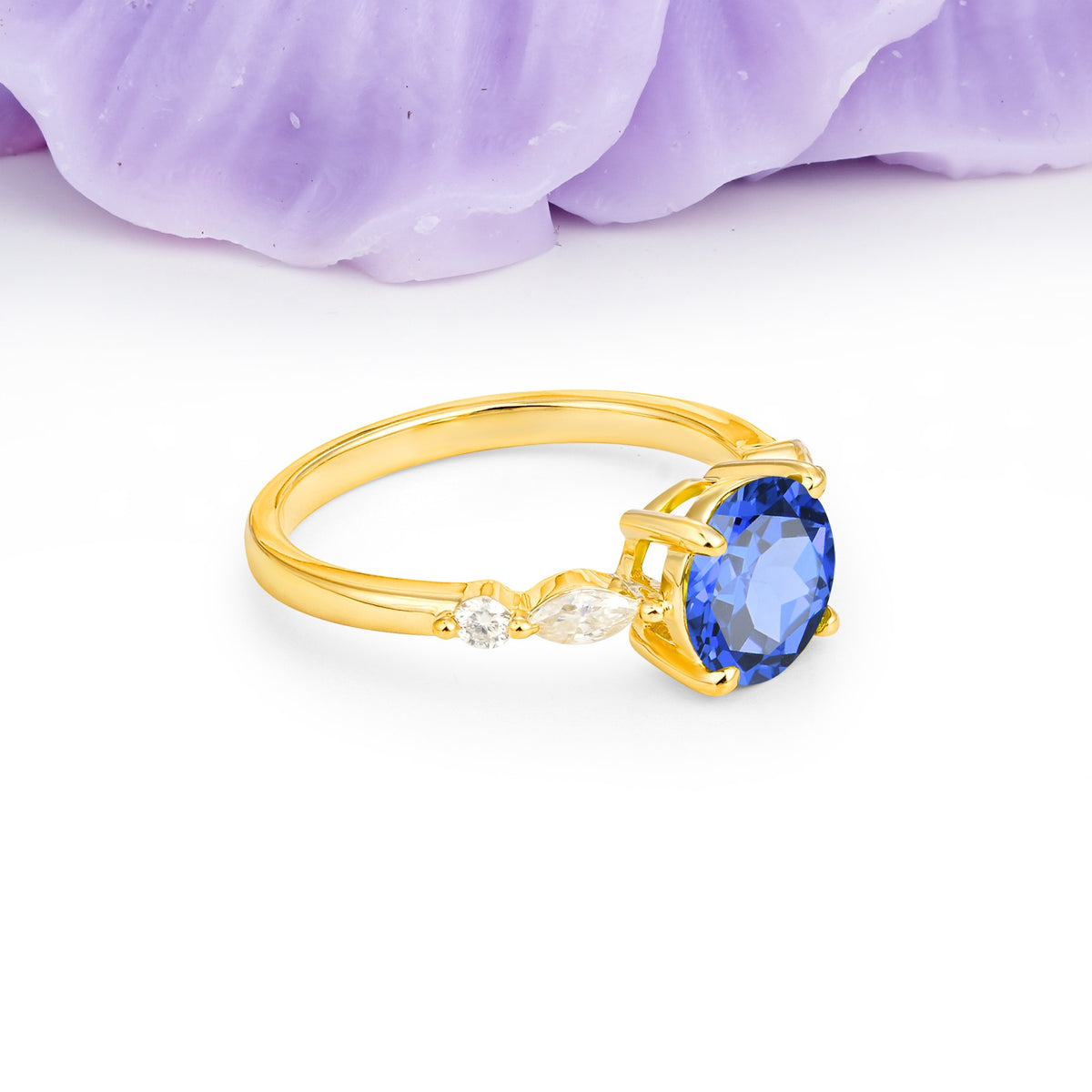 Classic Retro Luxury 4-Prong Round Cut Sapphire Engagement Ring - Additional view
