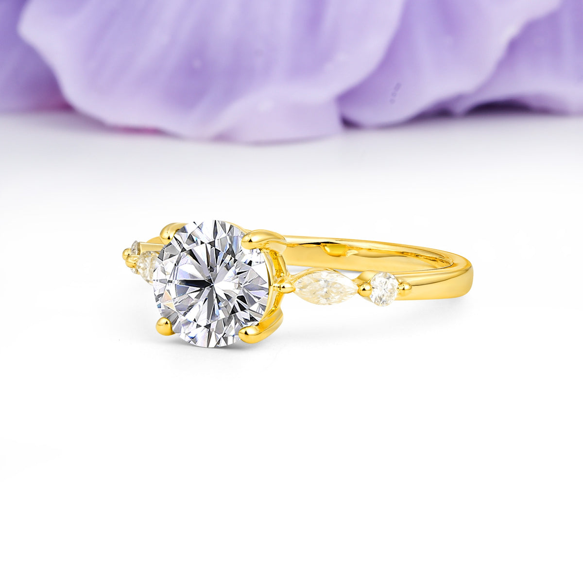 Classic Retro Luxury 4-Prong Round Cut Lab Diamond Engagement Ring - Additional view