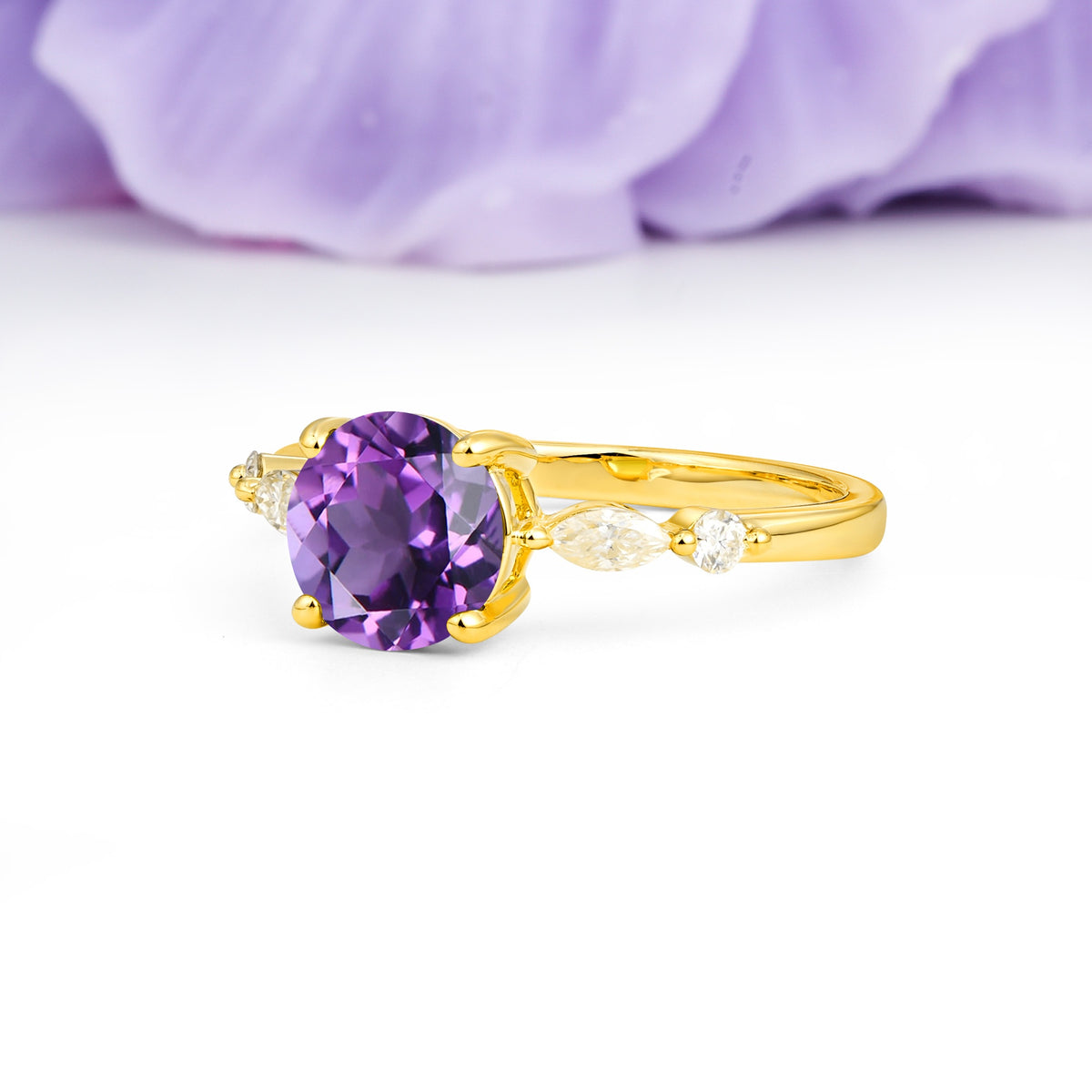 Classic Retro Luxury 4-Prong Round Cut Amethyst Engagement Ring - Additional view