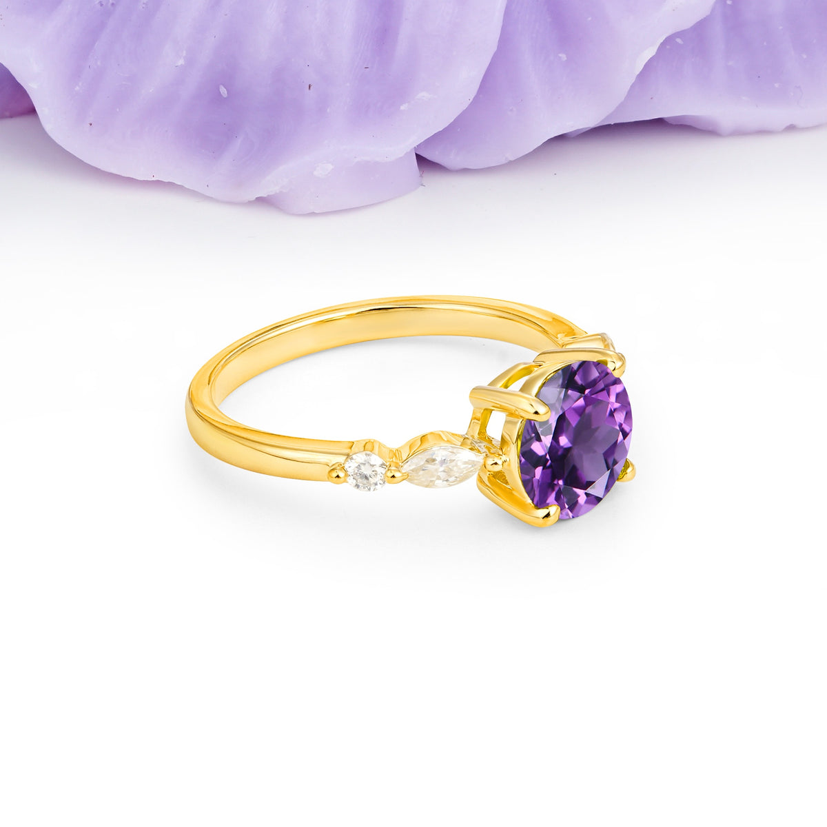 Classic Retro Luxury 4-Prong Round Cut Amethyst Engagement Ring - Additional view