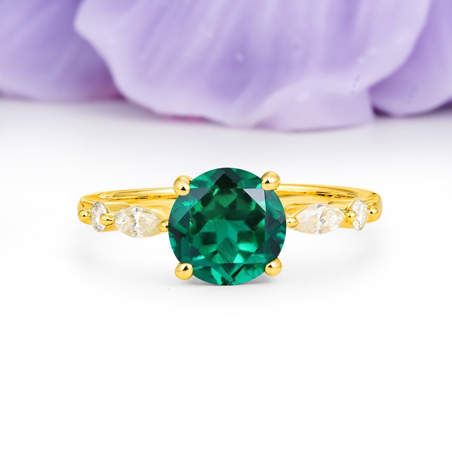 Classic Retro Luxury 4-Prong Round Cut Emerald Engagement Ring - Additional view
