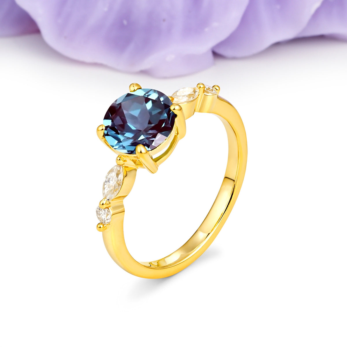 Classic Retro Luxury 4-Prong Round Cut Alexandrite Engagement Ring - Additional view
